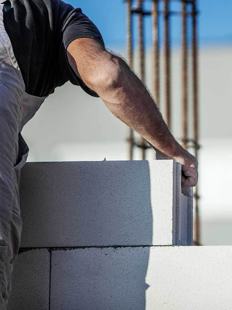 Silikat – cena, wymiary, wady i zalety bloczków silikatowych