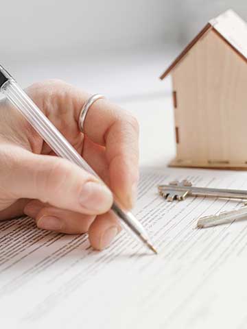 Jak napisać wniosek o wykreślenie hipoteki i kto musi to zrobić?