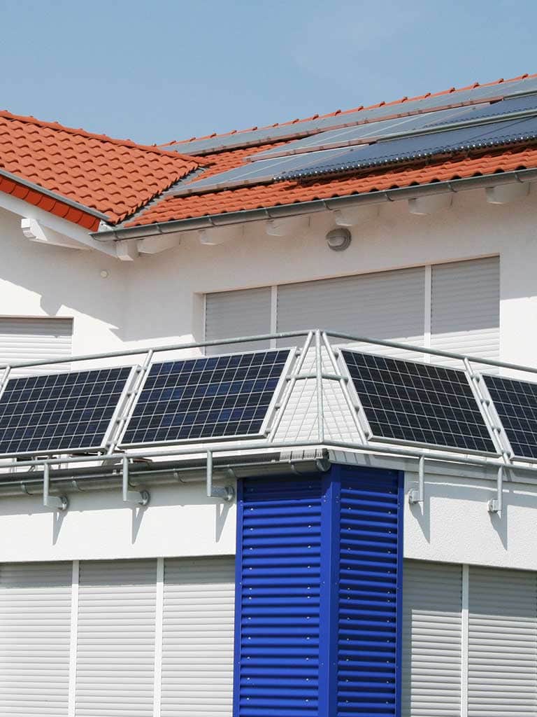 Fotowoltaika na balkonie w bloku – czy warto?