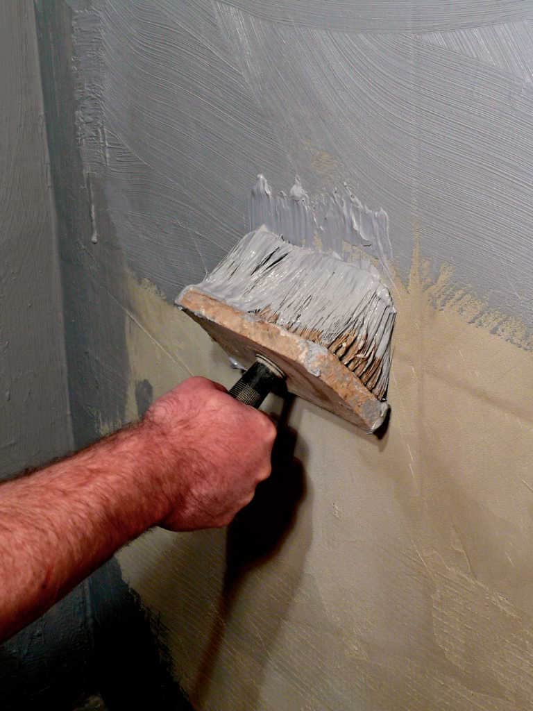 Malowanie płytek krok po kroku – jak to zrobić?