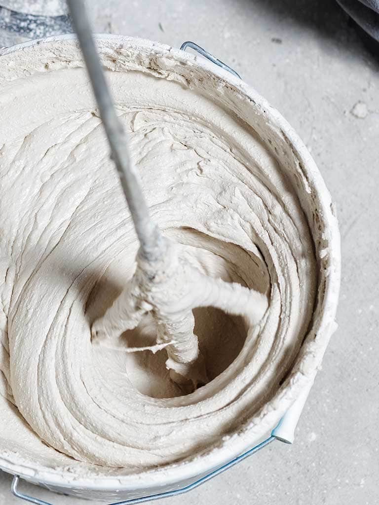 Zaprawa wapienna – proporcje, zastosowanie, cena