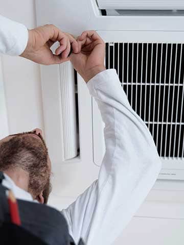 Montaż klimatyzacji w przestrzeni biurowej – inwestycja poprawiająca komfort pracy