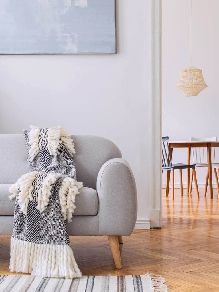 Czym jest wykończenie wnętrza pod klucz, co obejmuje?