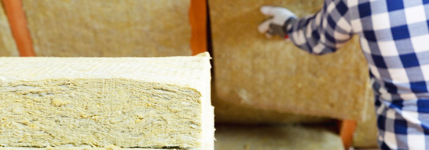 Ocieplenie poddasza – porady, ranking 2021, najlepsze firmy ocieplające poddasze