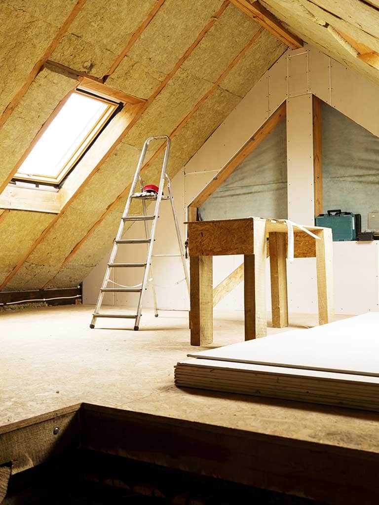 Jak ocieplić poddasze? Ocieplenie poddasza krok po kroku