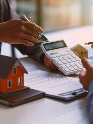 Jak sprzedać mieszkanie z kredytem? Kompletny poradnik