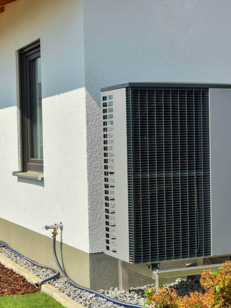 Pompa ciepła i fotowoltaika – czy warto? Kiedy się opłaca?