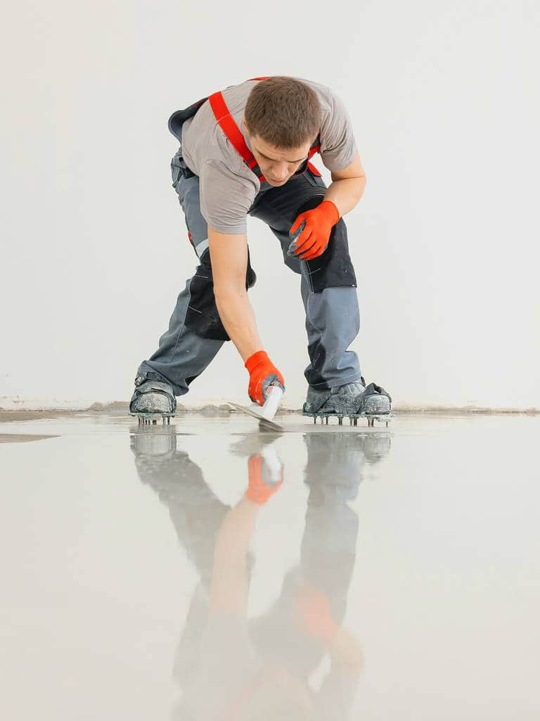 Ile kosztuje wylewka anhydrytowa? Właściwości, wady i zalety