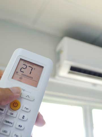 Klimatyzacja z funkcją grzania – jak ogrzewać dom klimatyzacją?