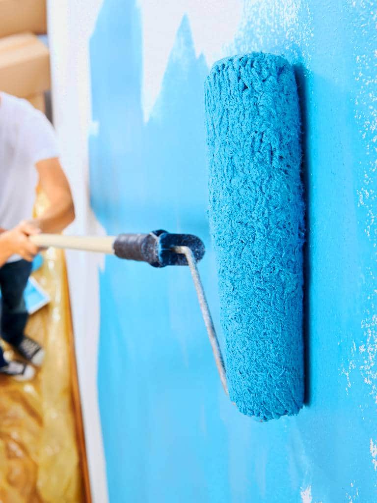 74% zleceń na usługi remontowe dotyczy prac malarskich – raport