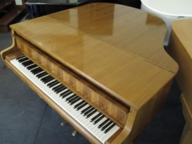 Krótki fortepian Schimmel, dł. 150cm