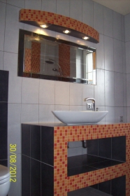 prace płytkarskie,zabudowy płytami G-K malowanie ,układanie paneli i inne prace budowlane.