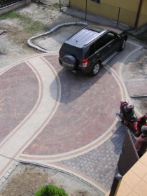 ułożenie kostki brukowej