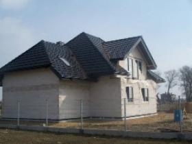Budowa domu od fundamentu po dach w 4 miesiące