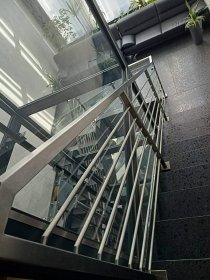 Balustrady nierdzewne schody metalowe,nierdzewne daszki