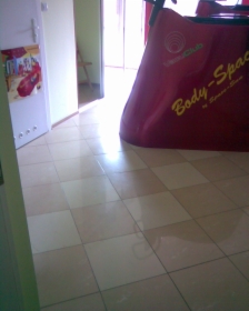 Układanie glazury,terakoty