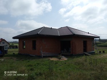 Budowa domów w technologii murowanej.