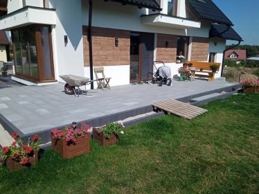 Układanie kostki brukowej