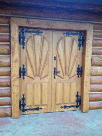 drzwi zewnętrzne drewniane