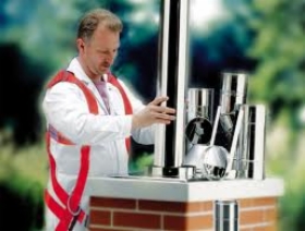 KOMINY KWASOODPORNE MONTAŻ