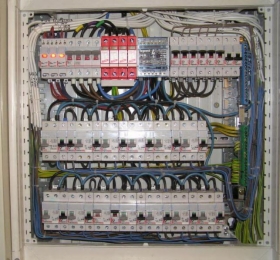 Instalacje elektryczne