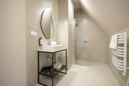 Wykończenie łazienki Wrocław – od instalacji po wykończenie