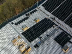 Panele słoneczne-Sprzedaż i montaż-Instalacje dachowe dla hal i dudynków przemysłowych