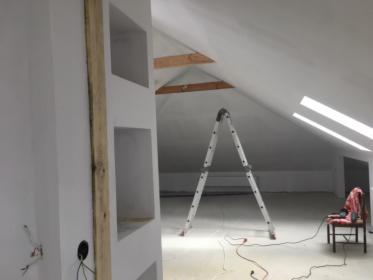 Wykończenia w środku.