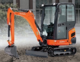 Minikoparka KUBOTA KX019-4GL wraz z kompletem łyżek