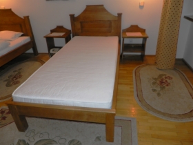 Łóżko dębowe 90x200 z szafką nocną i materac gratis