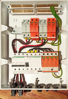 Rozdzielnia PV DC AC 1000V Fotowoltaika 2 stringi