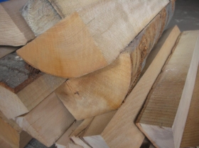 drewno bukowe