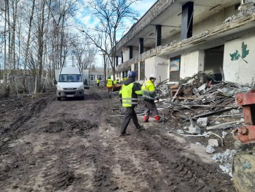 Wyburzenia, domów, garaży, budynków technicznych, obiektów biurowych