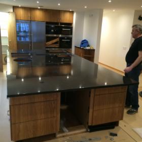 Parapety schody blaty nagrobki posadzka granitowa