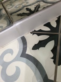 Zlecimy wykonanie naprawy kabiny prysznicowej