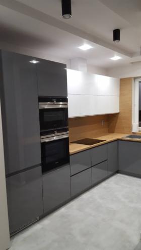 Kuchnie, szafy i inne meble na wymiar, Super Jakość!!