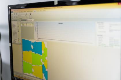 Projektowanie i stopniowanie odzieży, digitalizacja gotowych szablonów, układy rozkroju