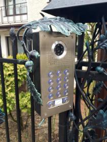 INSTALACJE DOMOFONOWE