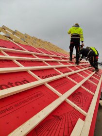 Kompleksowa budowa dachów