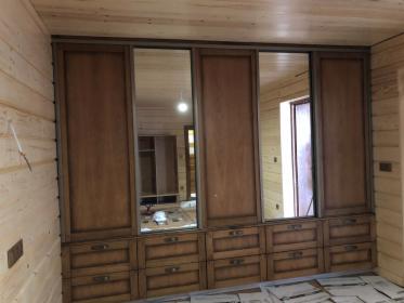 Szafy wnekowe na dowolny wymiar