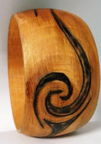 Bransoletka drewniana