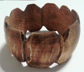 Bransoletka drewniana