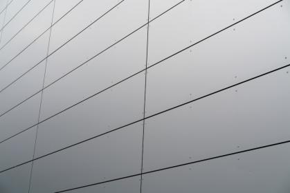 Montaż płyt warstwowych, na konstrukcjach stalowych