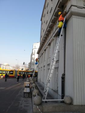 Montaż kolców tzw.antyptak