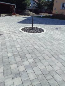 Układanie kostki brukowej