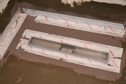 Hydroizolacje, zabezpieczenia przeciw wilgociowe, odpływy liniowe