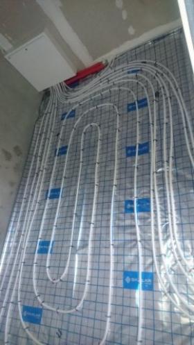 OGRZEWANIE PODŁOGOWE ZA M2