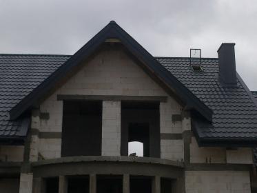 Budowa dachu wymiana pokrycia dachowego prace dekarskie dachy dach Płock okna dachowe podb