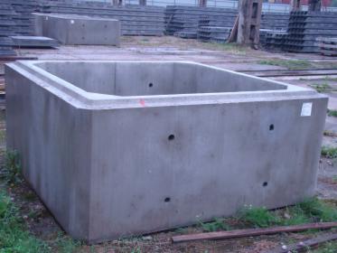 Prefabrykacja betonowa - słupy i belki żelbetowe, przepusty, płyty, żerdzie wirowane Typ E