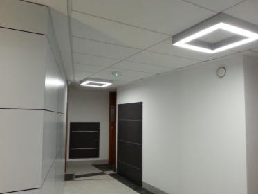 Sufity podwieszane kasetonowe